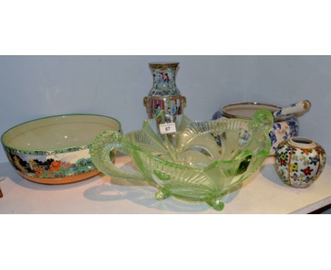 Ceramics - a  Doulton Arundel pattern salad bowl and servers; a Wilkinson honey glazed bowl ; a 1930s green moulded glass sal