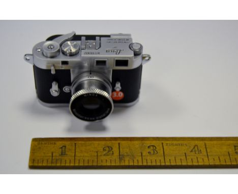 A Minox Digital classic camera Leica m3 2.1