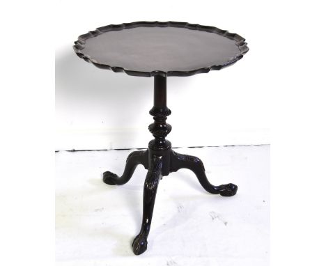 Pie crust table, small, antique. Mahogany on tripod legs, height 54 cm width 50 cm depth 50 cm