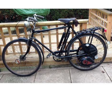 1950 Cyclemaster 25.7 cc. Registration number 852 UXD (non-transferable). Frame number TBC. Engine number 572. The Cyclemaste