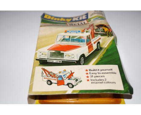 Dinky Kit 1030 Land Rover Breakdown Kit
