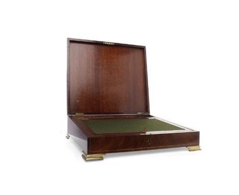 EDWARDIAN MAHOGANY SHERATON REVIVAL PORTABLE WRITING DESKthe slope top cover revealing a fitted interior with baize lined wri