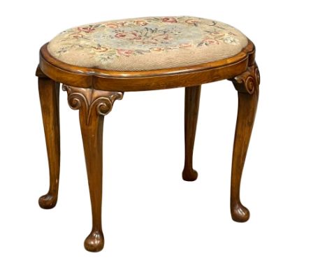 A good quality early 20th century George I style walnut stool with tapestry top. 56x42x43cm 