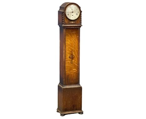 A vintage oak cased Granddaughter clock. No weights or pendulum. 133cm 