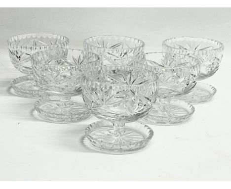 A set of 6 vintage crystal dessert bowls. 10x8.5cm 