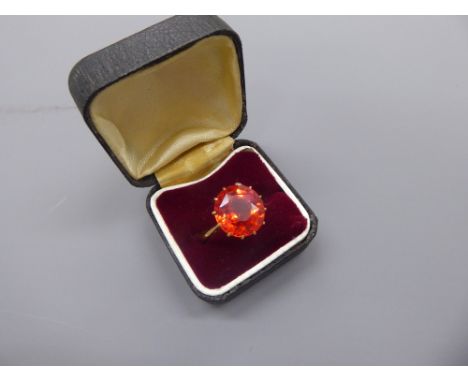 An Antique 18ct Rose Gold Red Stone Ring. The ring having great lustre, size K (with ring sizes), stone approx 13 mm x 12 mm,