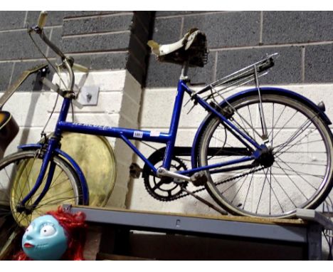Ladies hunter/Hercules single speed vintage shopper bike. Not available for in-house P&amp;P 