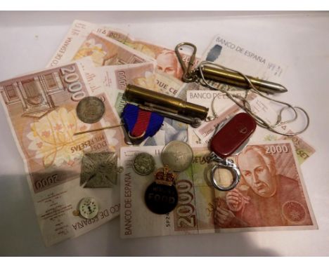 Mixed collectables, including an Emergency Food Officer lapel badge, trench style lighter and banknotes. UK P&amp;P Group 1 (