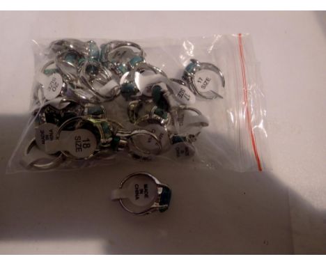 Assortment of turquoise costume rings with tags. UK P&amp;P Group 1 (£16+VAT for the first lot and £2+VAT for subsequent lots