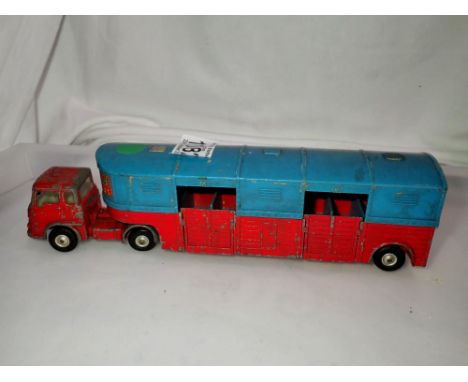 Corgi Major toys Chippenfield articulated horse box. UK P&amp;P Group 1 (£16+VAT for the first lot and £2+VAT for subsequent 