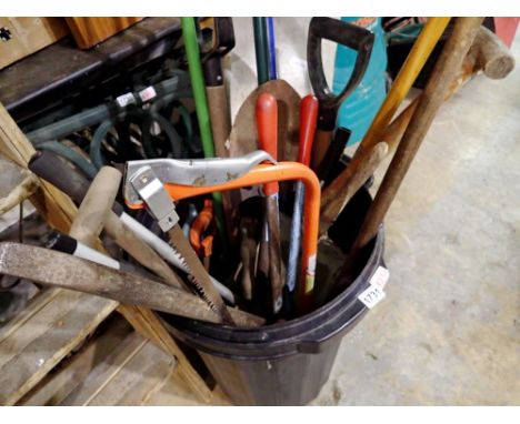 Bin of mixed tools, mainly garden tools. Bin is not include in this lot. Not available for in-house P&amp;P