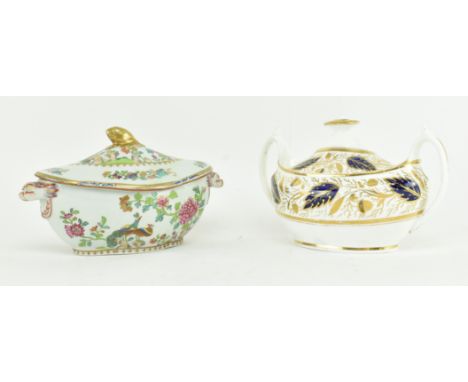 Two circa 1820 porcelain twin handled lidded Spode sugar pots. The lot comprising an oval shaped pot with gilt finial to lid,