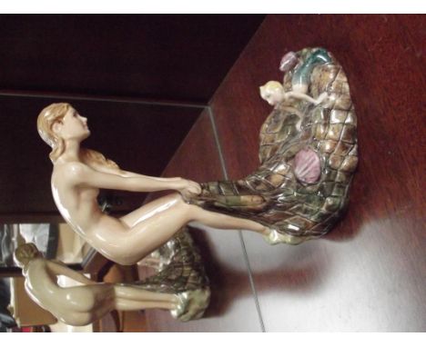 Carltonware figure, "The Carlton Girl"