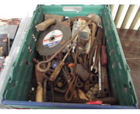 Box of tools 