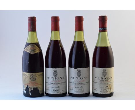 Musigny Vieilles Vignes 1970 Domaine Comte Georges de Vogüé(Avery's label (1): u. 4cms below base of capsule; bin-soiled, dam