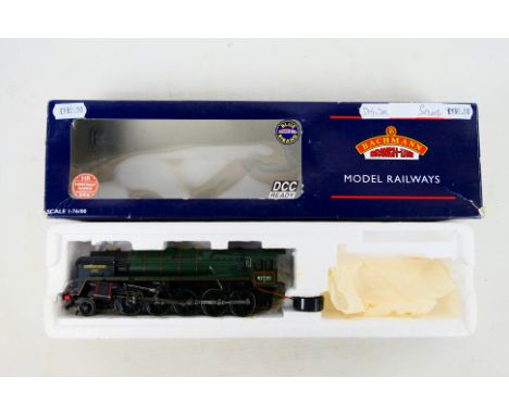 Bachmann - A boxed Bachmann OO gauge DCC READY 32-850 National Railway Museum Special Edition Class 9F 2-10-0 steam locomotiv