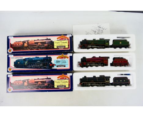 Bachmann - Three boxed OO steam locomotives and tenders from Bachmann. Lot consists of Bachmann 31-276 4-6-0 Royal Scot Class