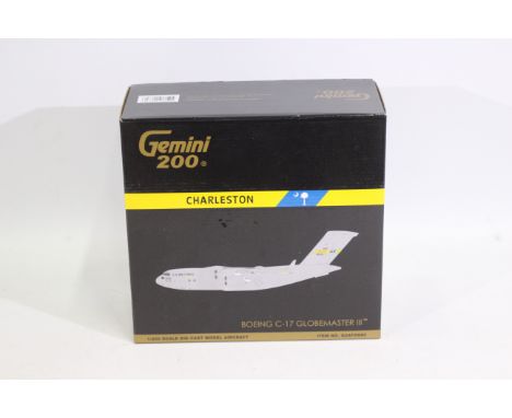 Gemini Jets - Gemini 200 - A boxed diecast 1:200 scale Gemini 200 G2AFO1880 USAF Boeing C-17 Globemaster III Charleston AFB A