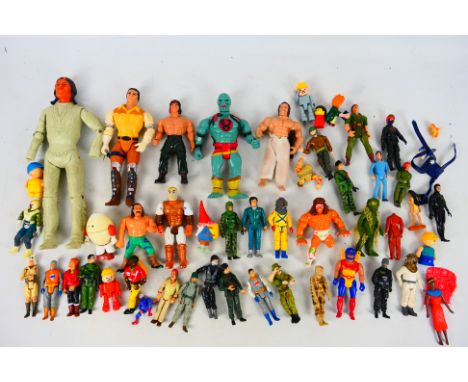 LJN - Lanard - Palioy - Others - A loose collection of action figures in various sizes from several franchises. Lot includes 