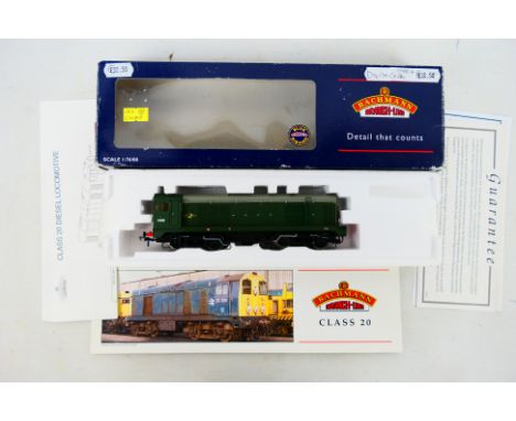 Bachmann - A boxed Bachmann OO gauge 32-027 Class 20 diesel locomotive Op.No. D8000 in BR green livery with indicator discs. 