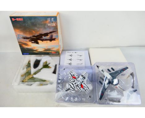 Hanhgang - Wltk - Other - Three boxed military aircraft models. Lot consists of an Haghhang 1:200 scale AML025 Beriev A-50 Ma