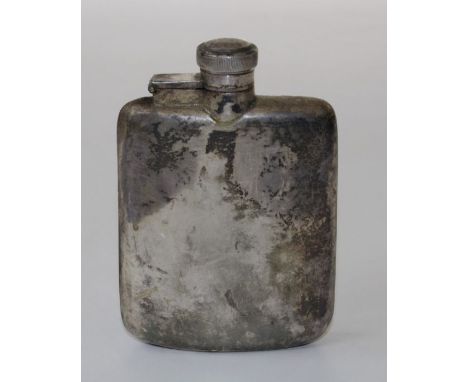 A silver hip flask, Sheffield 1961, H 12cm