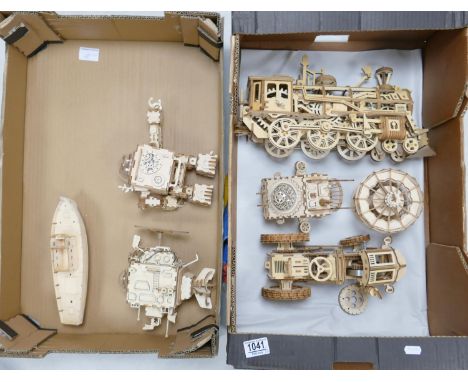 A collection of Wood Type Clock Work Drive Models(2 trays): 