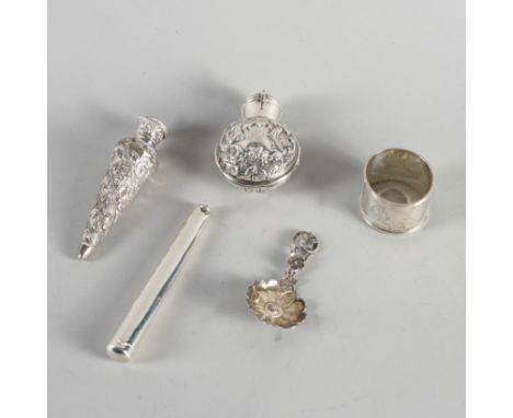 A GROUP OF SILVER AND FOREIGN WARES (5)Comprising; a tea caddy spoon, of floral and foliate design, Birmingham 1866, a scent 