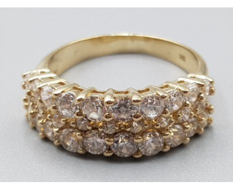 Ladies 9ct yellow gold white stone cluster band size R 4.9g gross