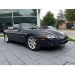 **(ONLY 93K MILEAGE)** 1999 JAGUAR XK8 4.0 V8 CONVERTIBLE – AUTOMATIC>>--NO VAT ON HAMMER--<<