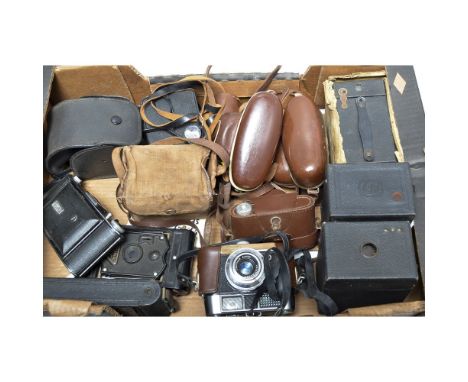A Tray of Cameras,  various folding examples including a Ensign Selfix 420, a APM Rajar no. 6, some Brownies including Hawk e