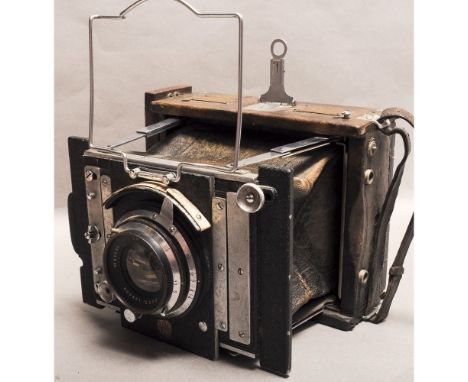 Van Neck Press Master, Strut-folding camera, 4x5 plates, Ross Xpres 6" f/4.5 lens and focal plane shutter