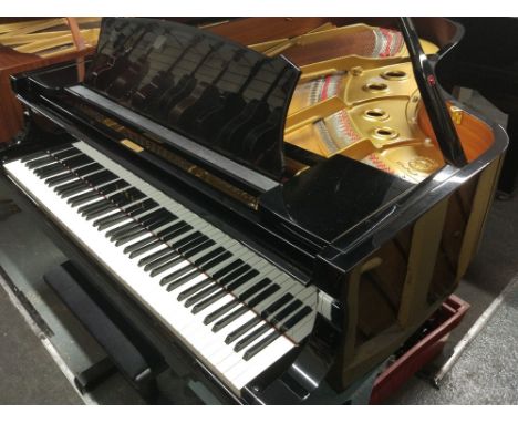 Yamaha (c1989)A 6ft 3in hand-built Model S-400 grand piano in a bright ebonised case on square tapered legs.