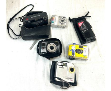 Selection of vintage and later cameras to include cased Minolta Riva AF35, Nikon coolpix, Samsung digimax 800k etc, all untes