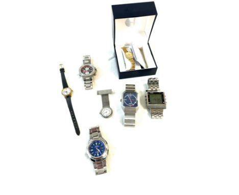 Selection of assorted wrist watches includes casio 4305, Umbro, Fila etc, all untested 