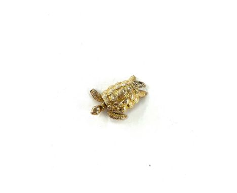 Vintage 9ct gold charm tortoise weighs approx 4.2 gm 