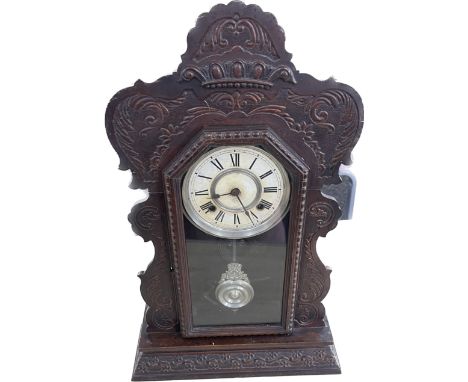 Vintage 2 key hole carved mahogany framed mantle clock with pendulum 