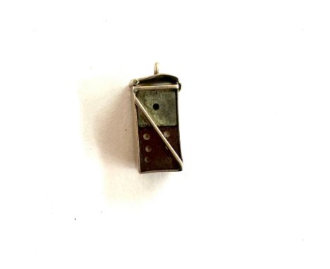 Vintage 9ct gold charm dice weighs approx 1.9 gm 