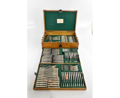 CHANGE TO WEIGHT;  ROBERT & WILLIAM SORLEY JEWELLERS & SILVERSMITHS; a one hundred and thirty-two piece hallmarked silver Vic