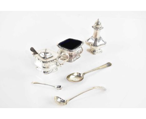JOHN ROSE; an Edward VII hallmarked silver three piece cruet, Birmingham 1906, with further hallmarked silver spoon and ladle