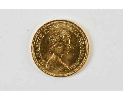 An Elizabeth II full sovereign, 1981.   Condition Report: Light wear but good condition.
