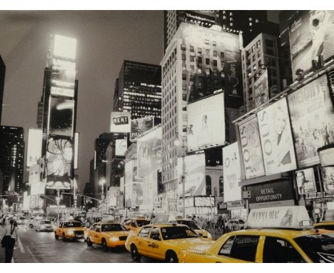 A modern print on canvas 'New York' 80cm x 60cm.