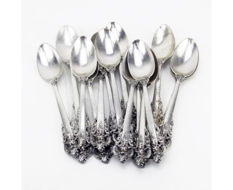 Lot of Fifteen (15) Wallace Grande Baroque Sterling Silver Teaspoons. Signed. Good condition. One in original bag. Measures 6
