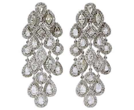 Van Cleef & Arpels style approx. 12.0 Carat Mixed Cut Diamond and 18 Karat White Gold Chandelier Earrings. Diamonds G-H-I col