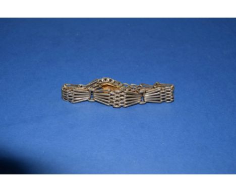 A 9ct gold fancy gate bracelet with padlock clasp, 24g.
