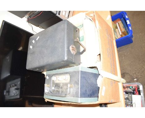 GRAMOPHONE, Vintage radio turntable, 78's etc