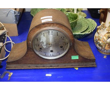 Oak cased mantel clock