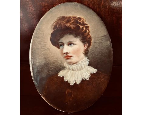 OVAL CERAMIC AND GLAZED BERLIN PORTRAIT PLAQUE, APPROXIMATELY 15.5 x 11.5cm

 