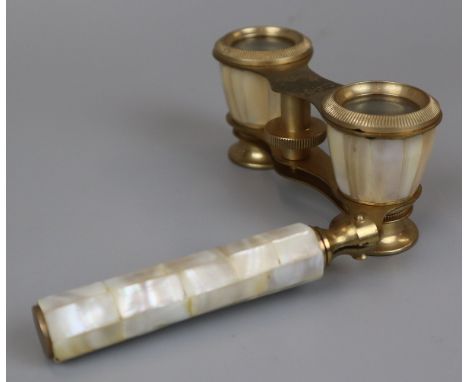 Mother-of-pearl and brass opera glasses 