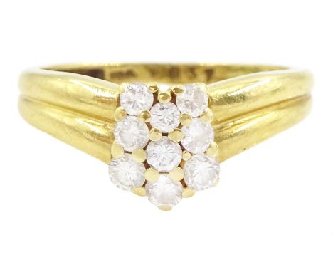 18ct gold nine stone round brilliant cut diamond cluster ring, stamped 750, total diamond weight approx 0.40 caratCondition R